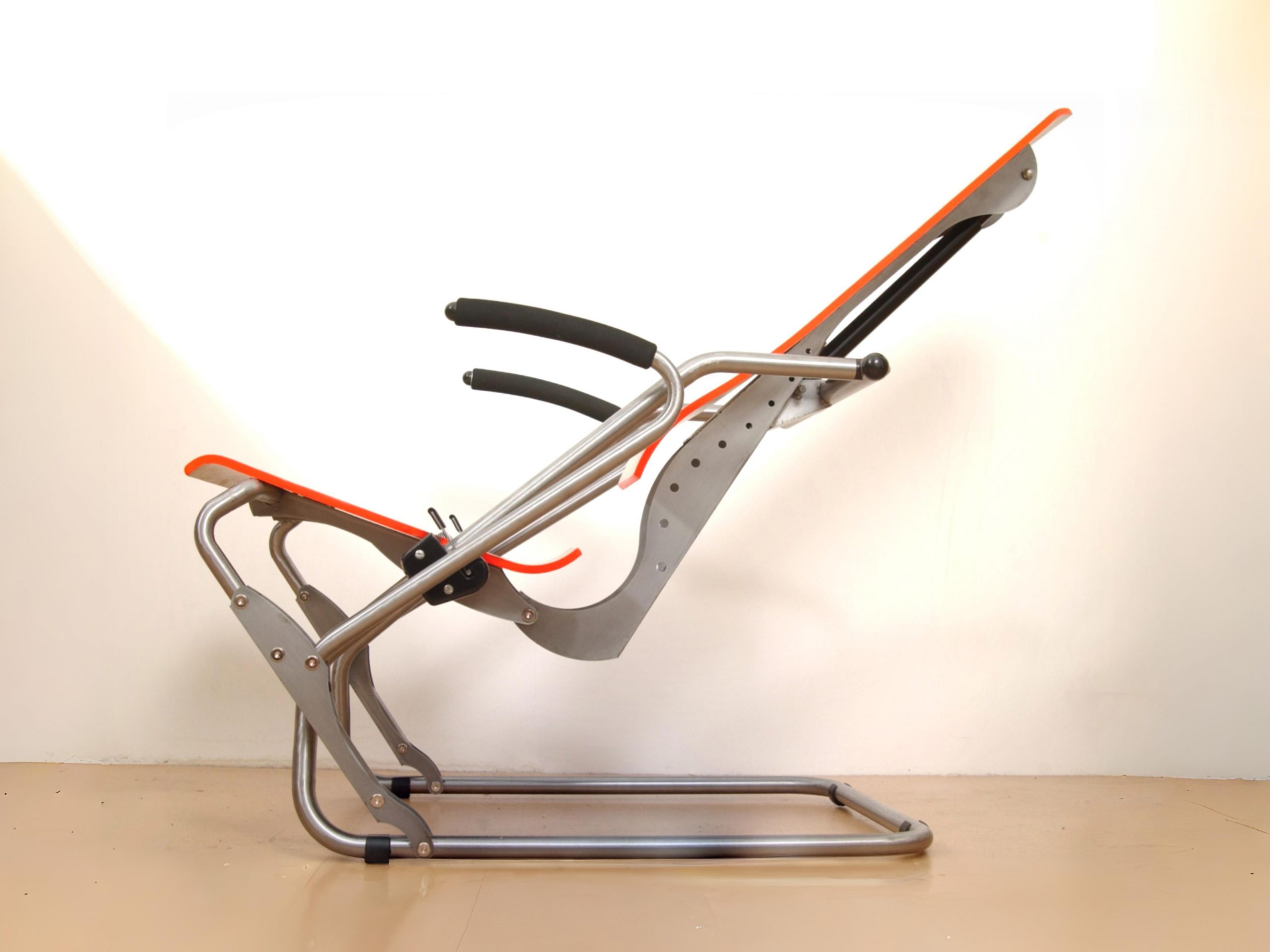 Dine & Recline Chair Concept